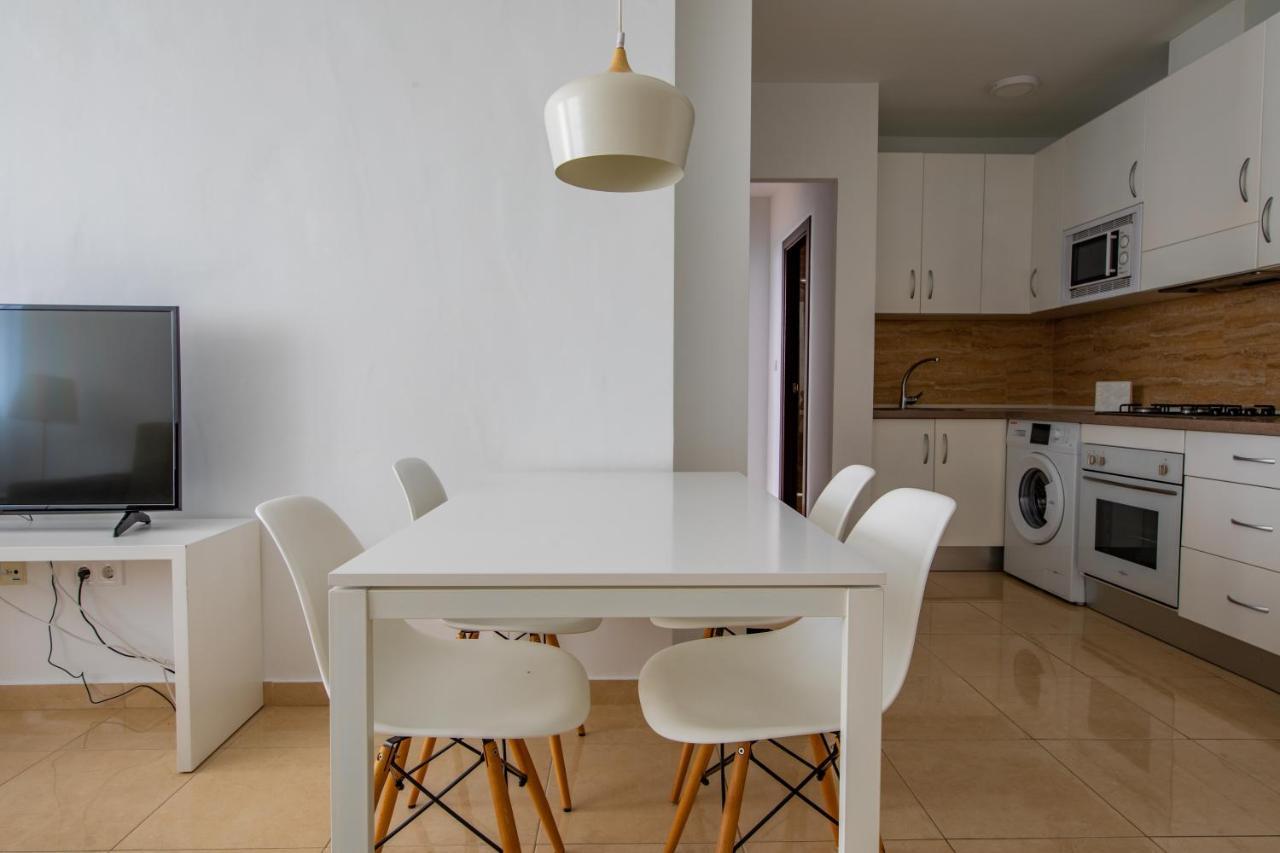 Fun Building Apartments By Homeabout Málaga Kültér fotó