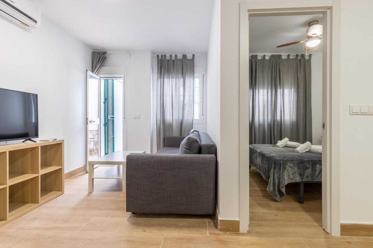 Fun Building Apartments By Homeabout Málaga Kültér fotó