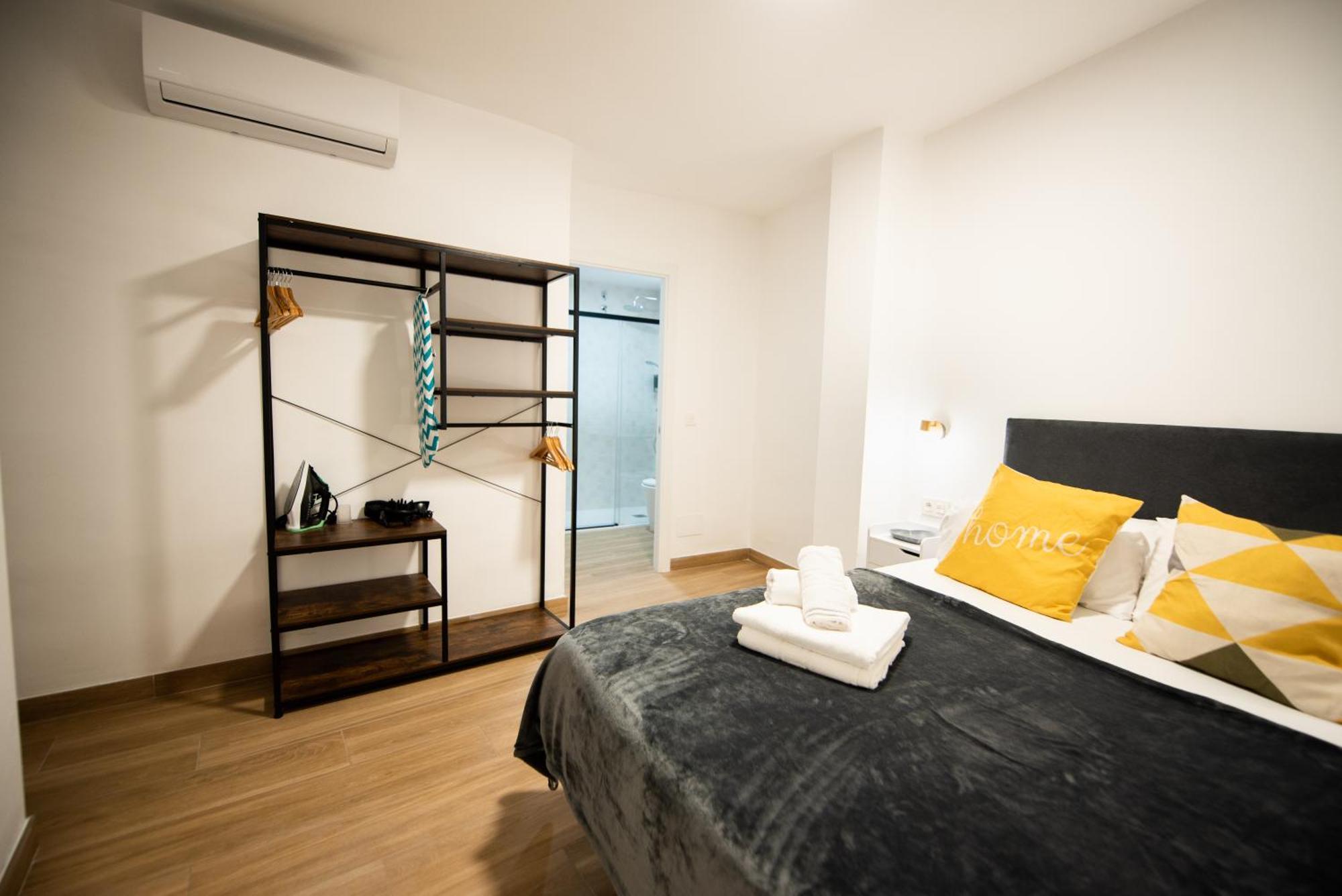 Fun Building Apartments By Homeabout Málaga Kültér fotó